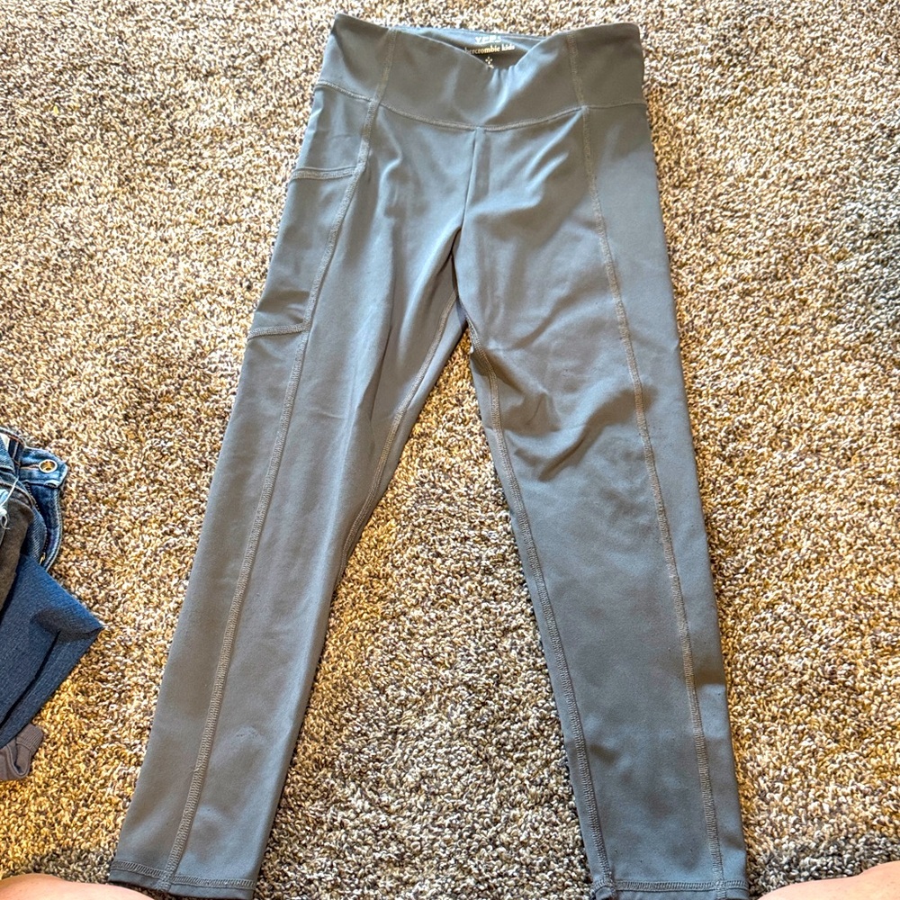 Abercrombie Kids Charcoal Leggings